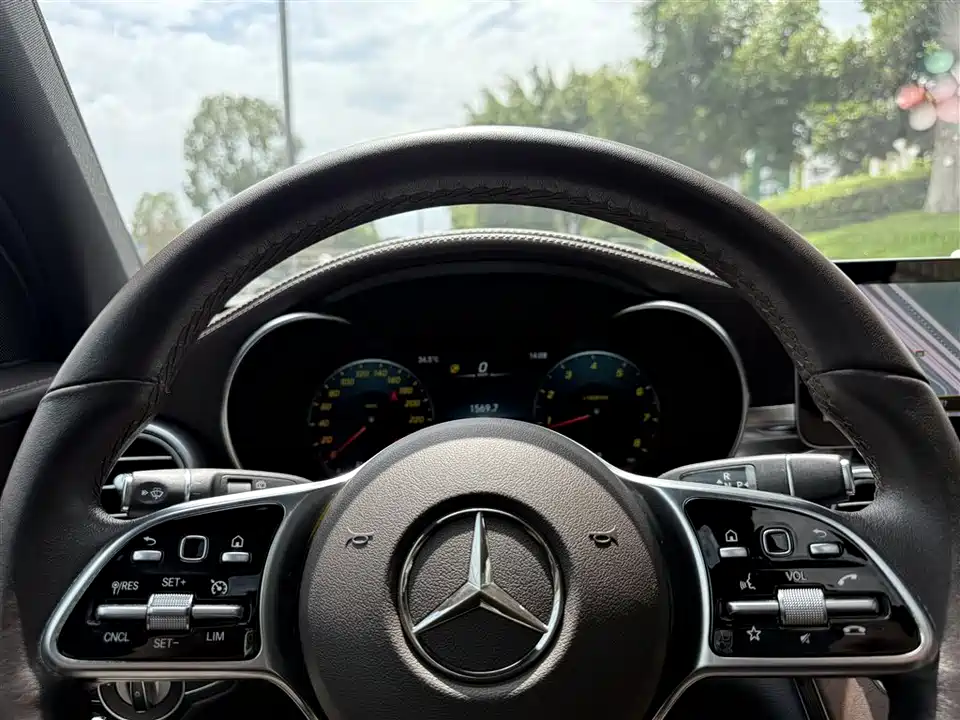 Mercedes-Benz GLC Mercedes-Benz GLC