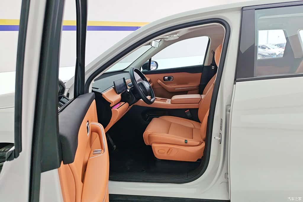 Leapmotor C10, 2025 9
