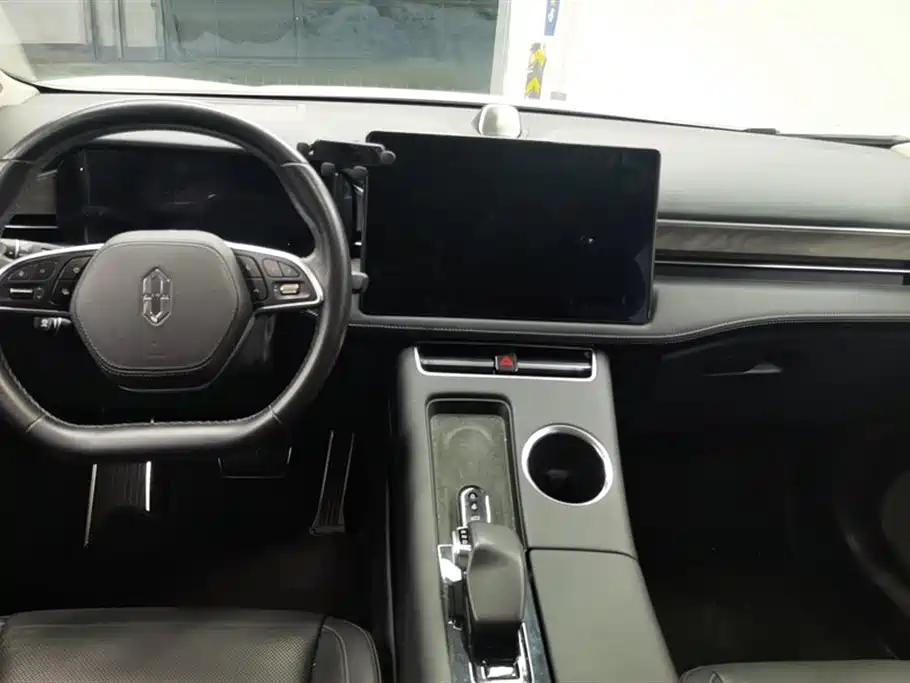 HarmonyOS Ask the world M5