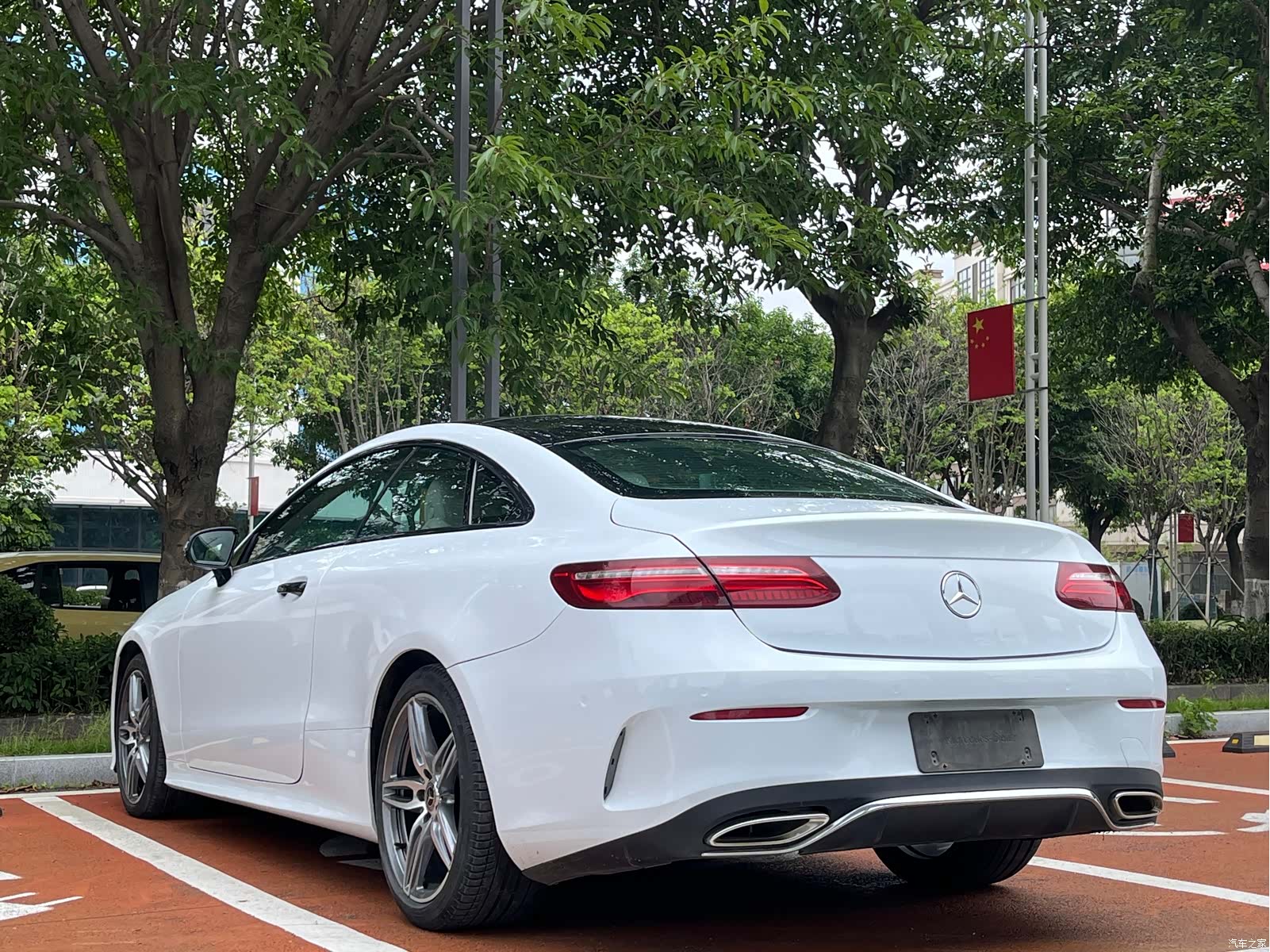 Mercedes-Benz E-Class, 2017 7