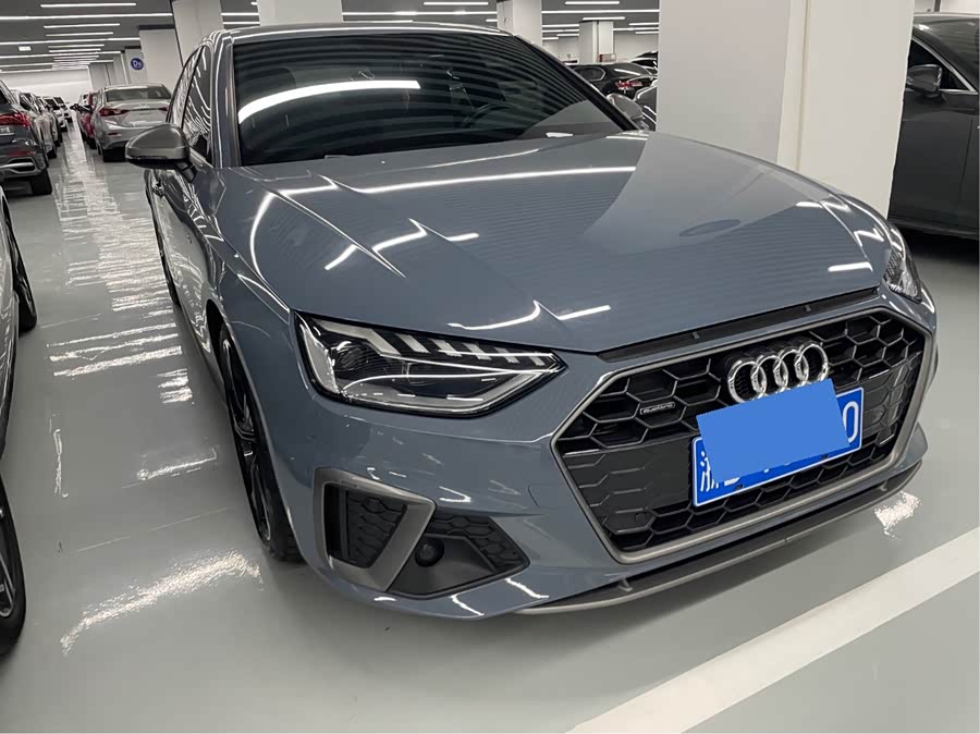 Audi A4L 2022, фото 3