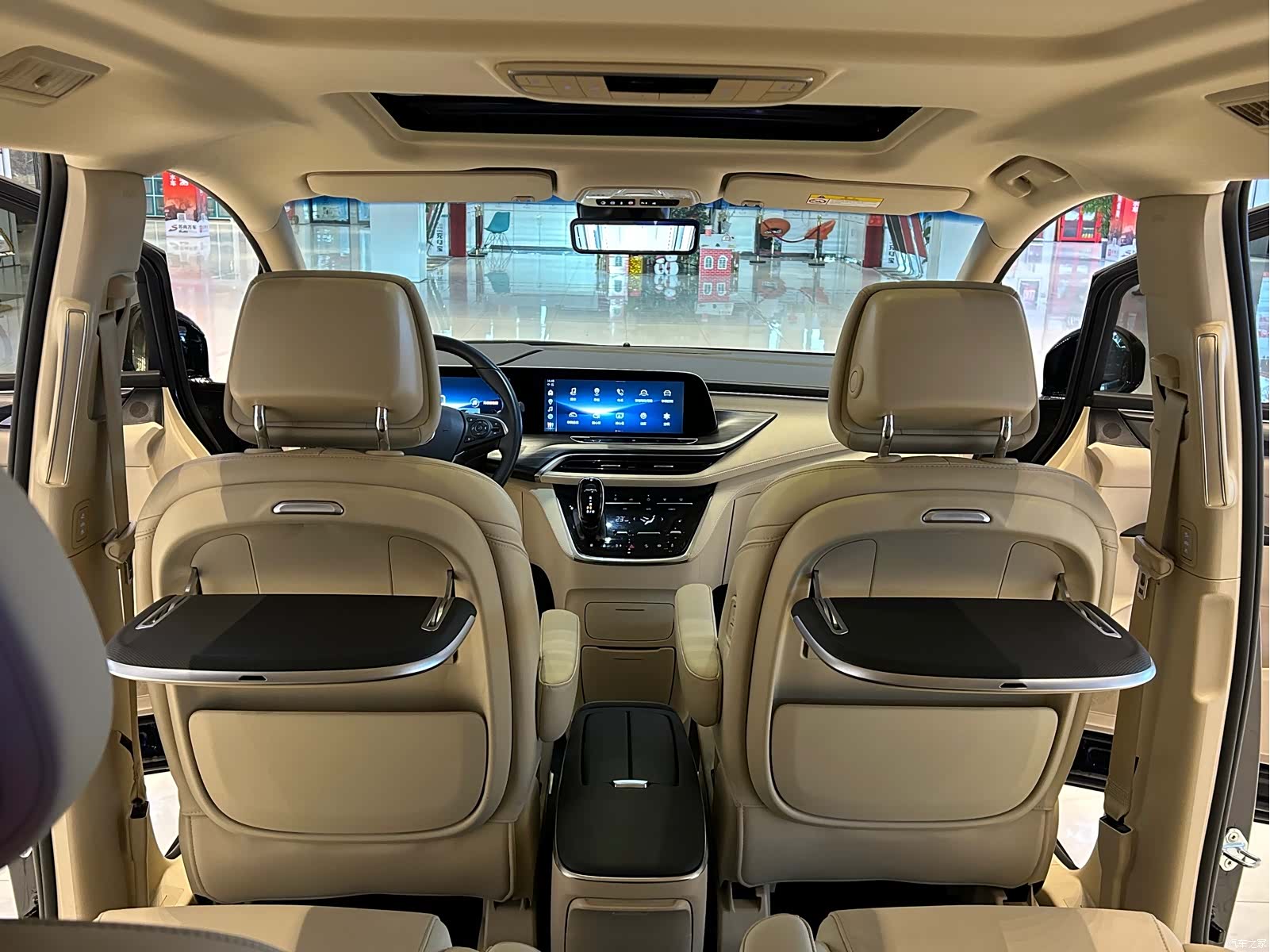 Buick GL8, 2023 15