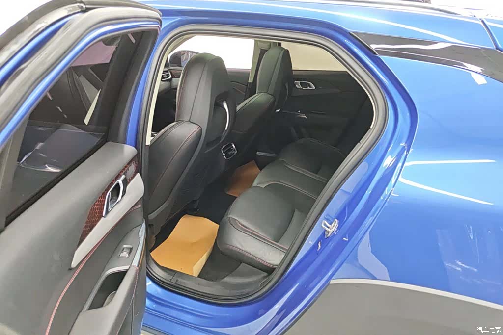 Lynk & Co 01, 2019 11