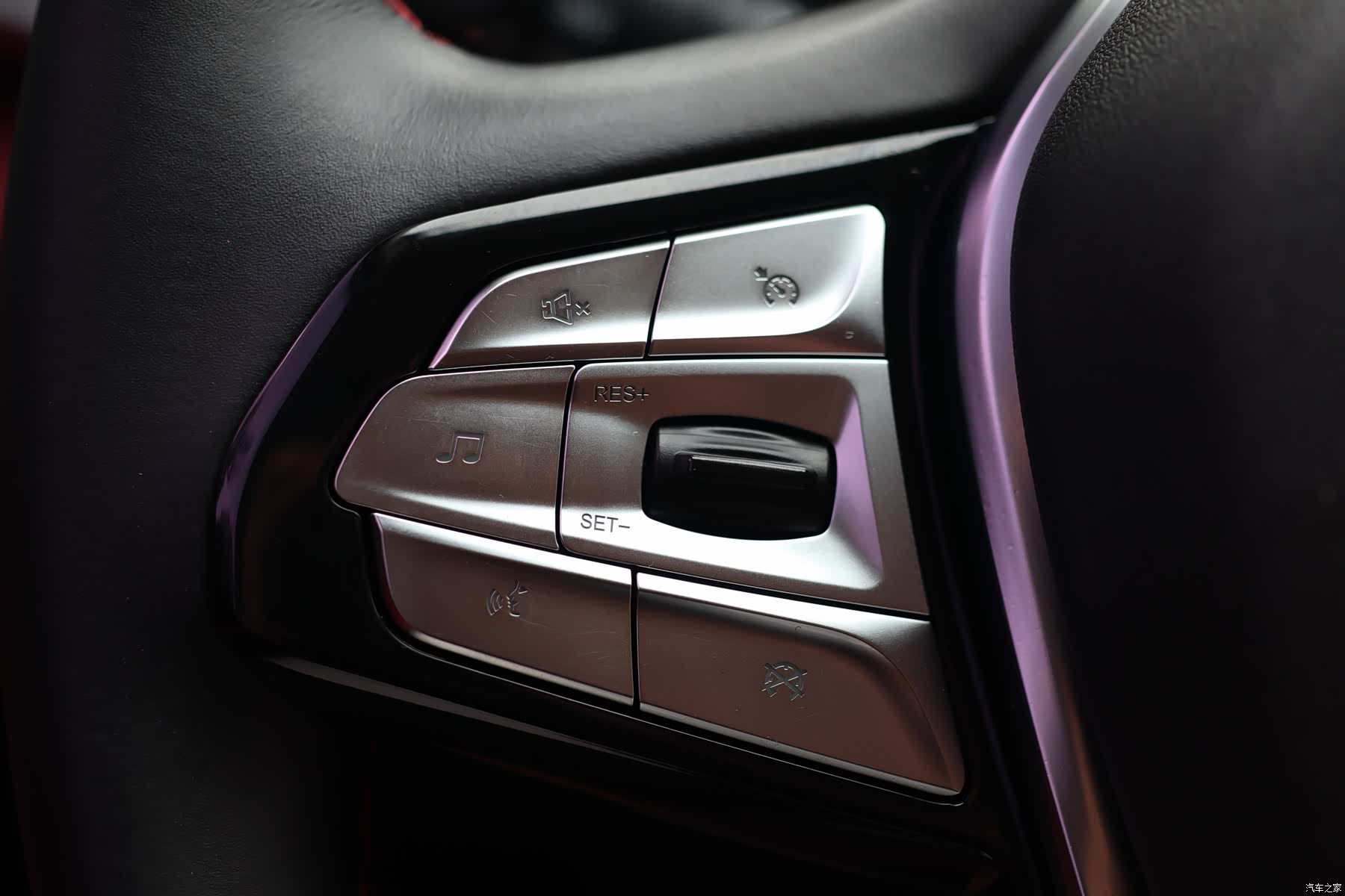 Changan CS85, 2019 21