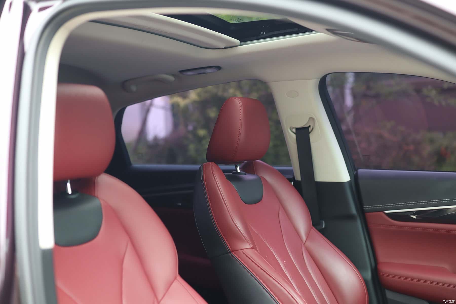 Changan CS85, 2019 31