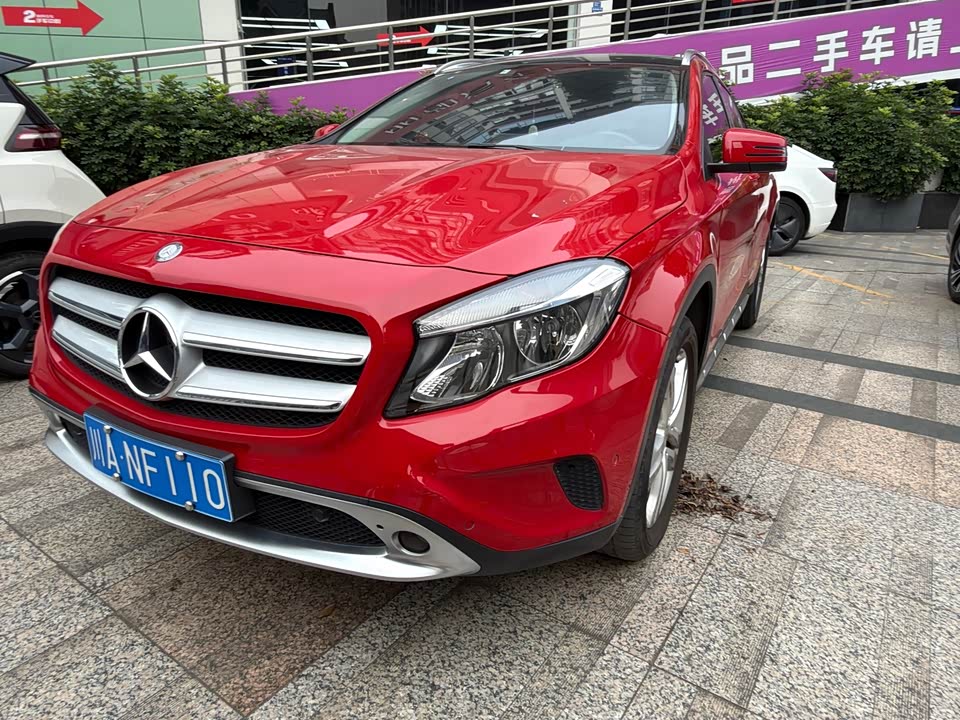 Mercedes-Benz GLA