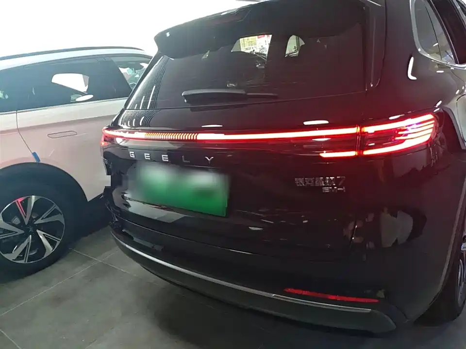 Geely Galaxy Galaxy Starship 7 EM-i