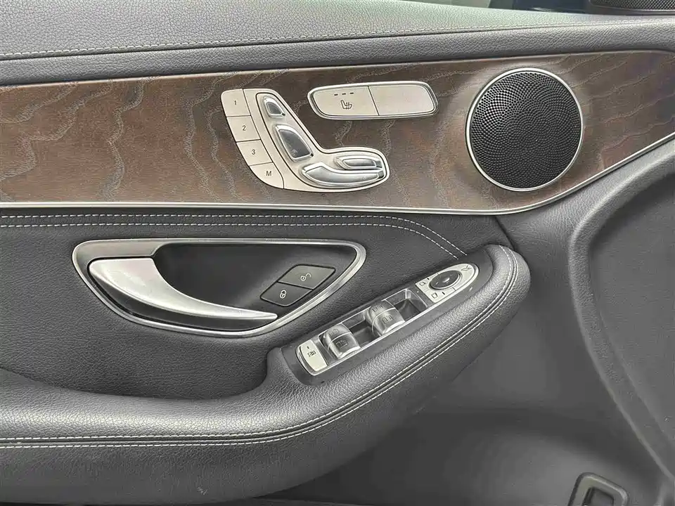 Mercedes-Benz GLC Mercedes-Benz GLC