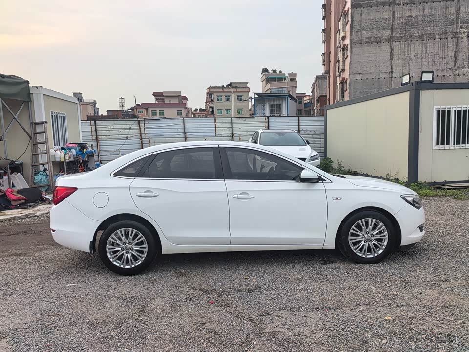 Buick Yinglang