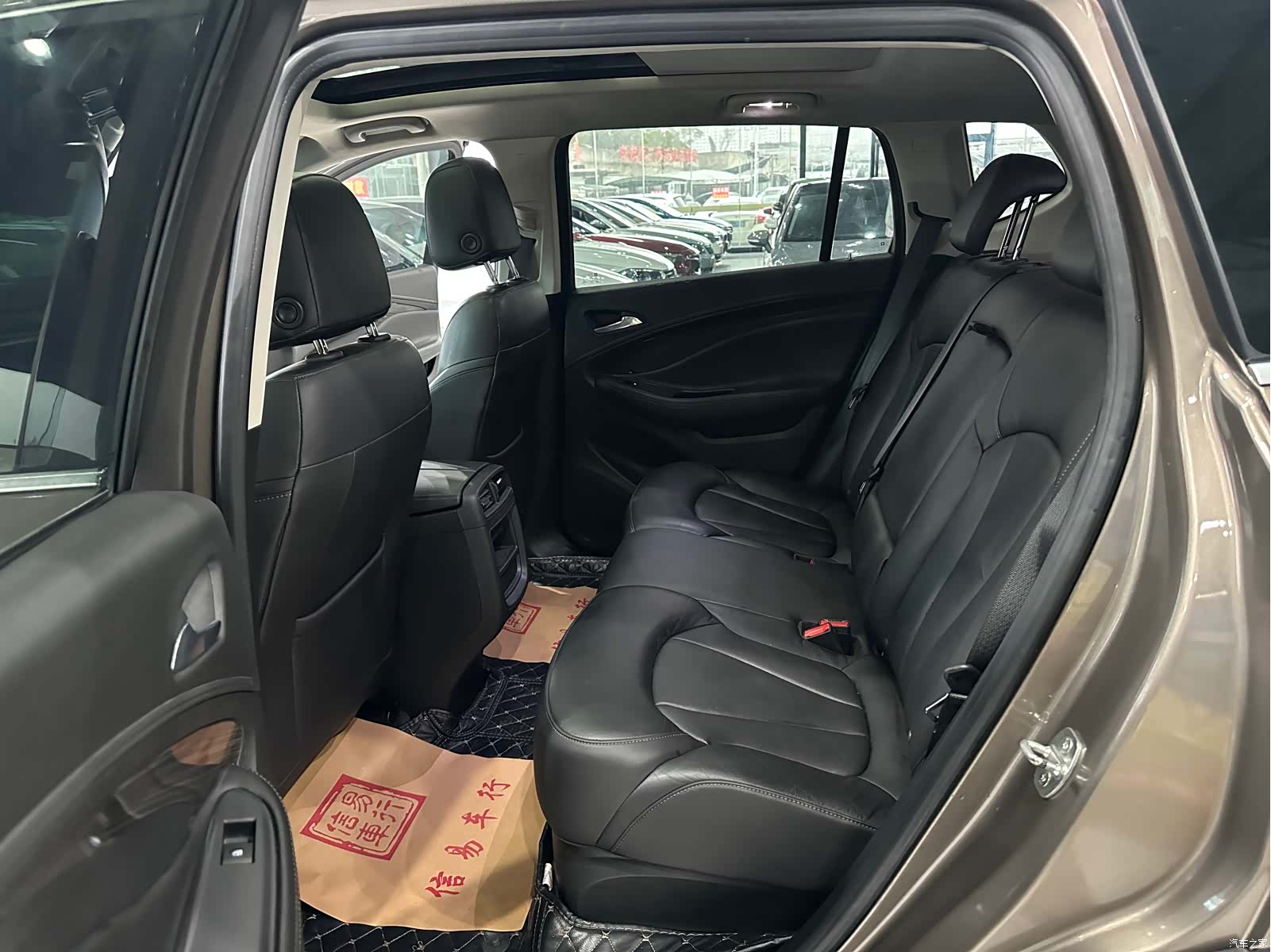 Buick Envision Plus, 2019 7