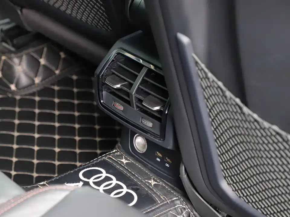 Audi Q3 Audi Q3