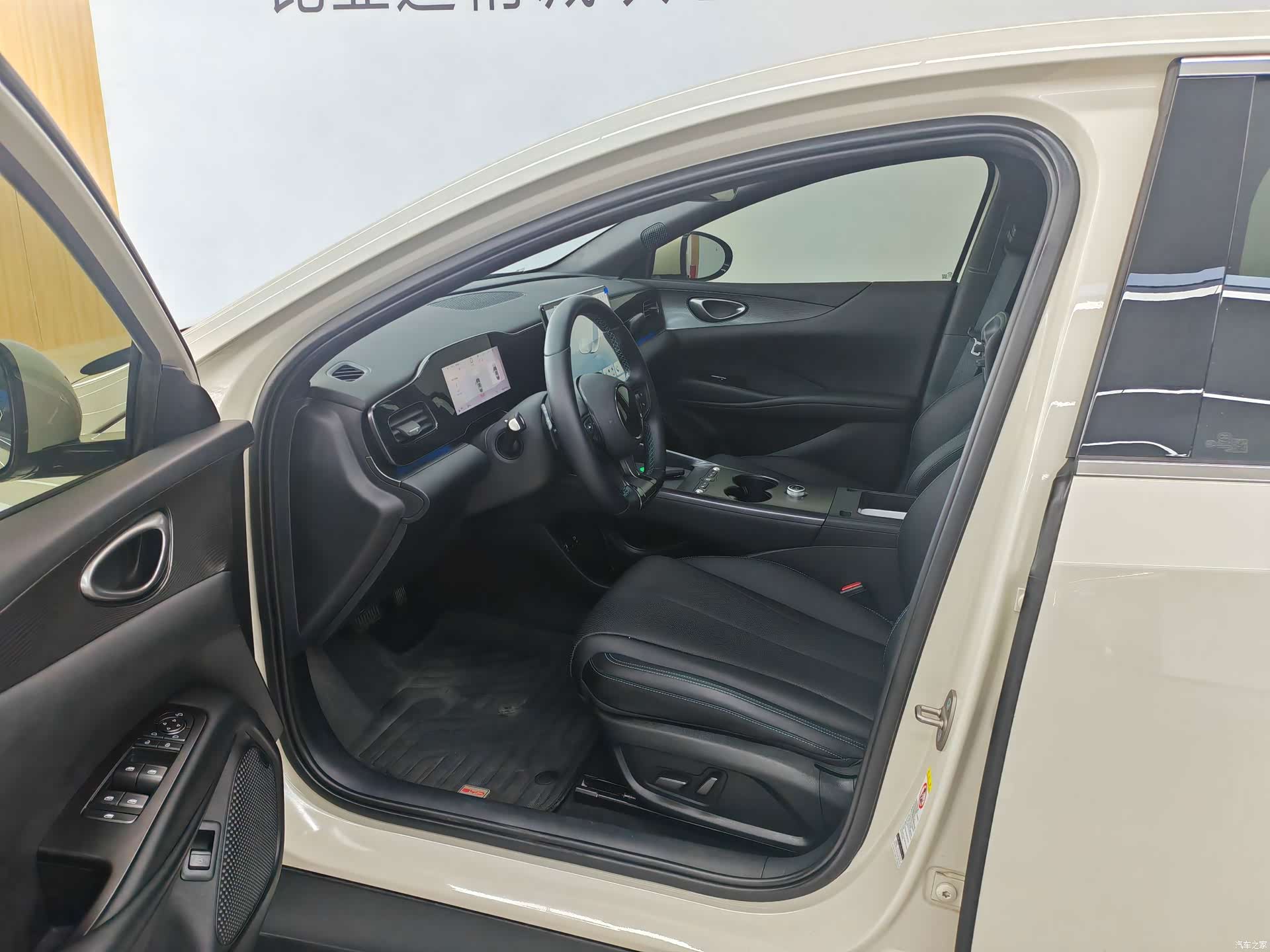 BYD Seal, 2025 9