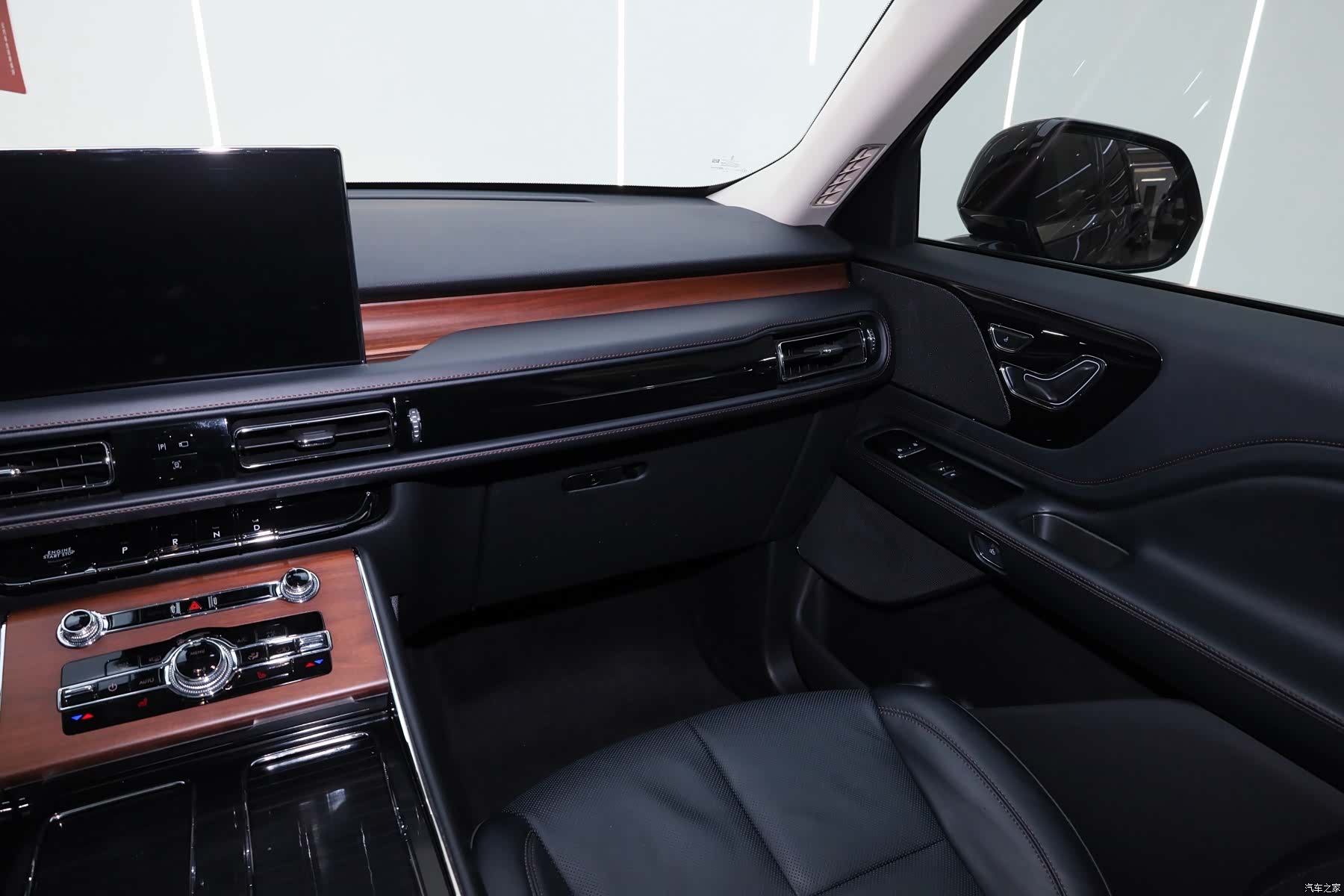Lincoln Aviator, 2024 25