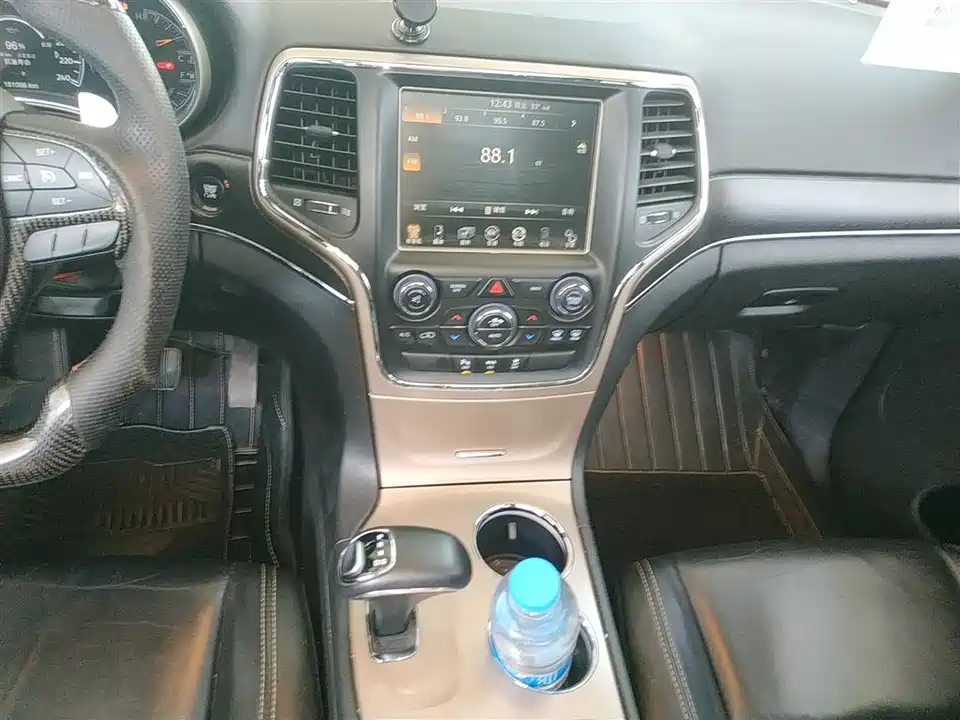 Jeep Grand Cherokee Jeep Grand Cherokee