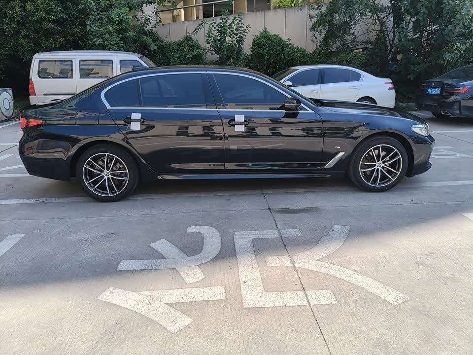 BMW 5 series BMW 5 series