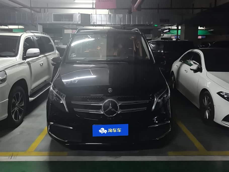 Mercedes-Benz V-class