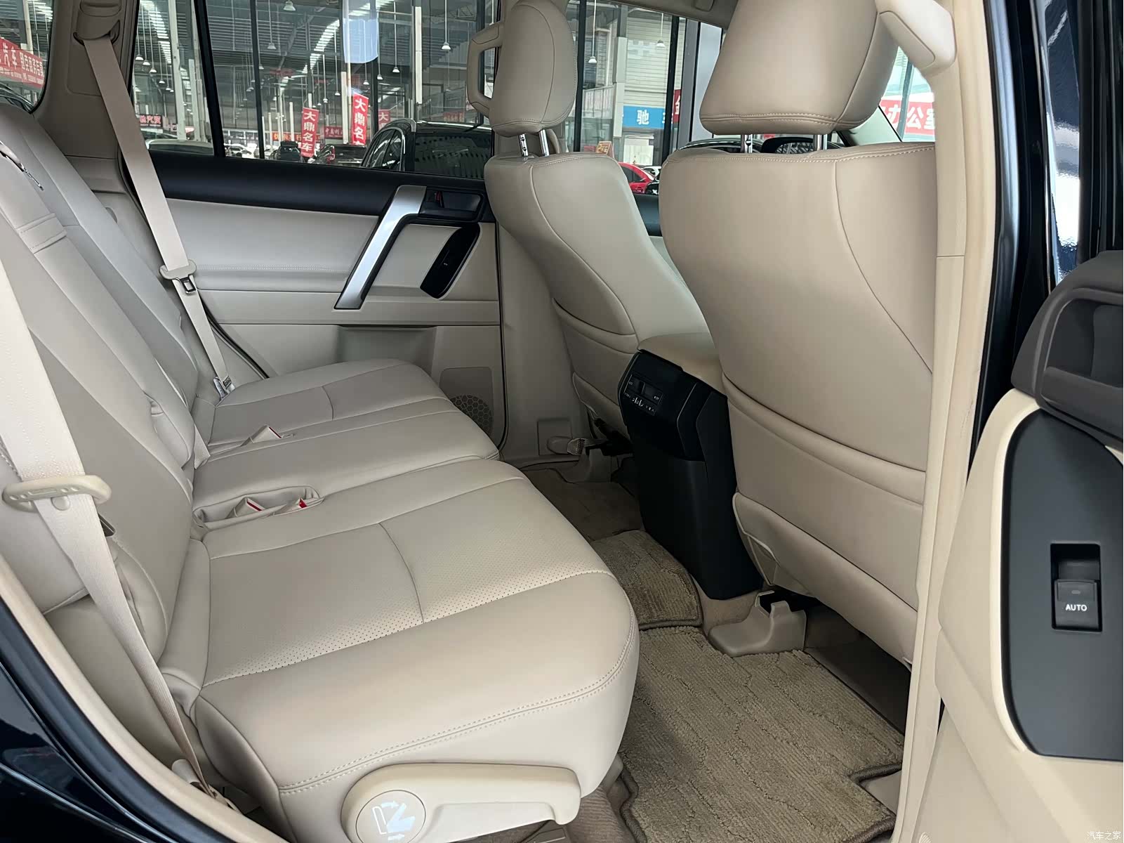 Toyota Prado, 2024 9