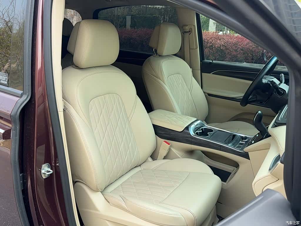Buick GL8, 2023 4
