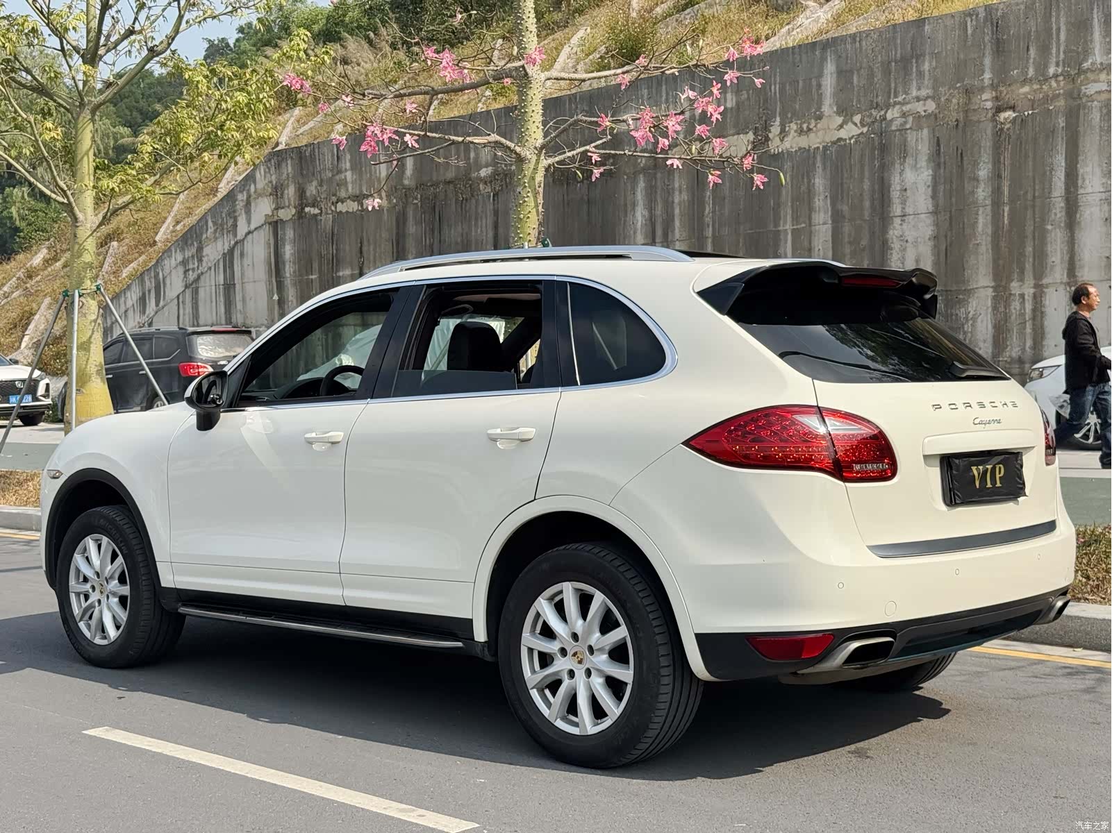 Porsche Cayenne, 2012 28