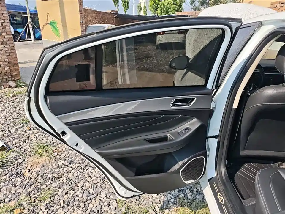 Chery Arrizo 5 Chery Arrizo 5
