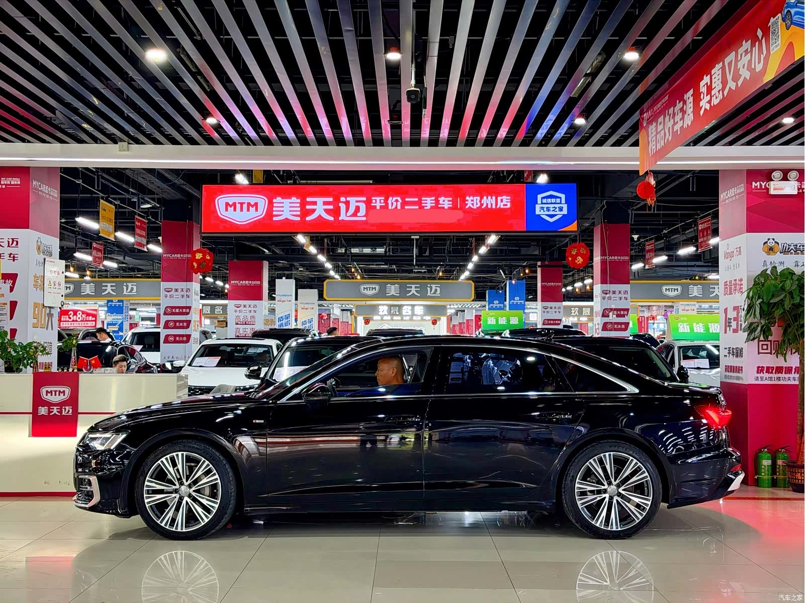 Audi A6L, 2020 все фото