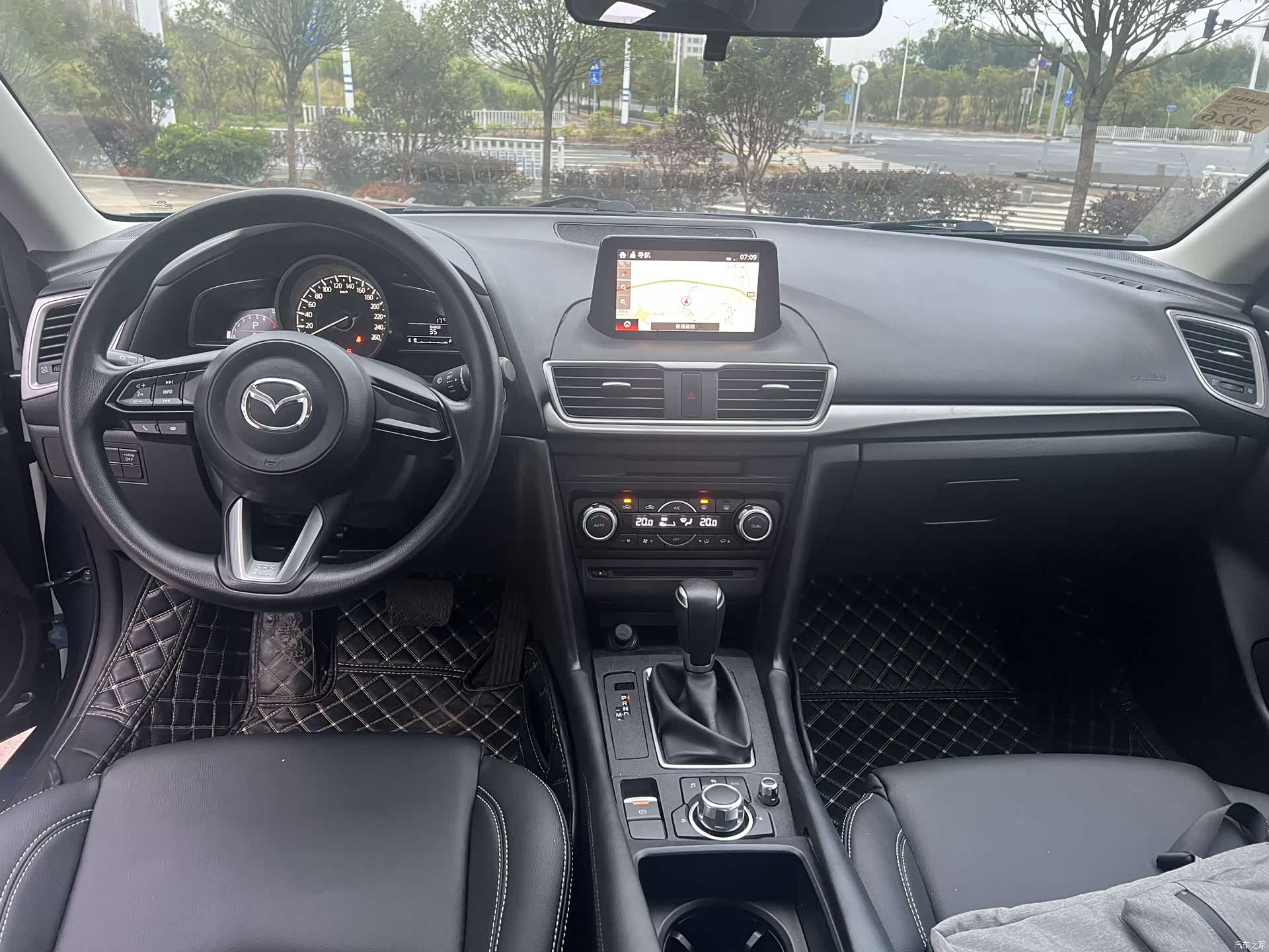 Mazda Mazda3, 2018 8