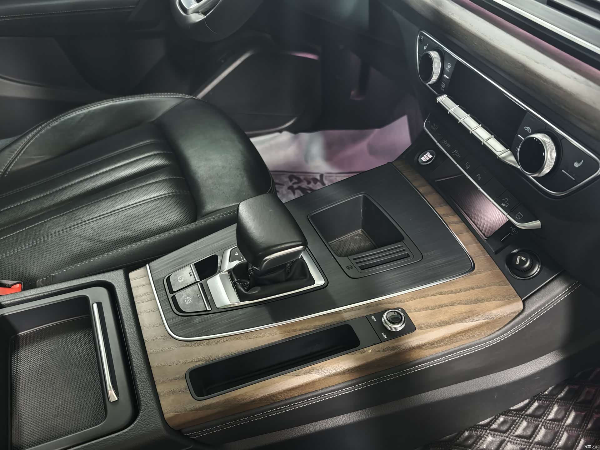 Audi Q5L, 2022 13