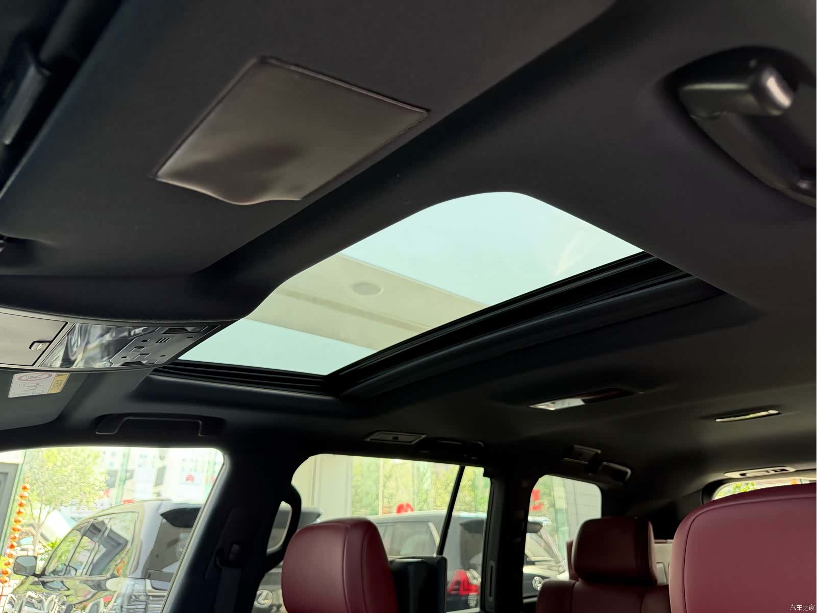 Lexus LX, 2019 19
