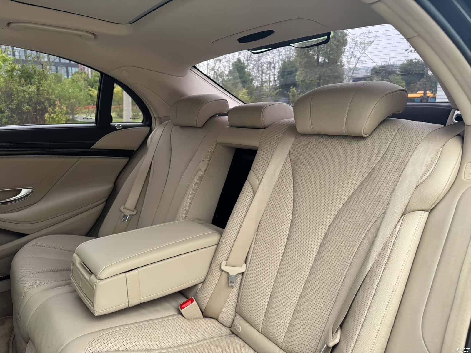 Mercedes-Benz S-Class, 2015 14