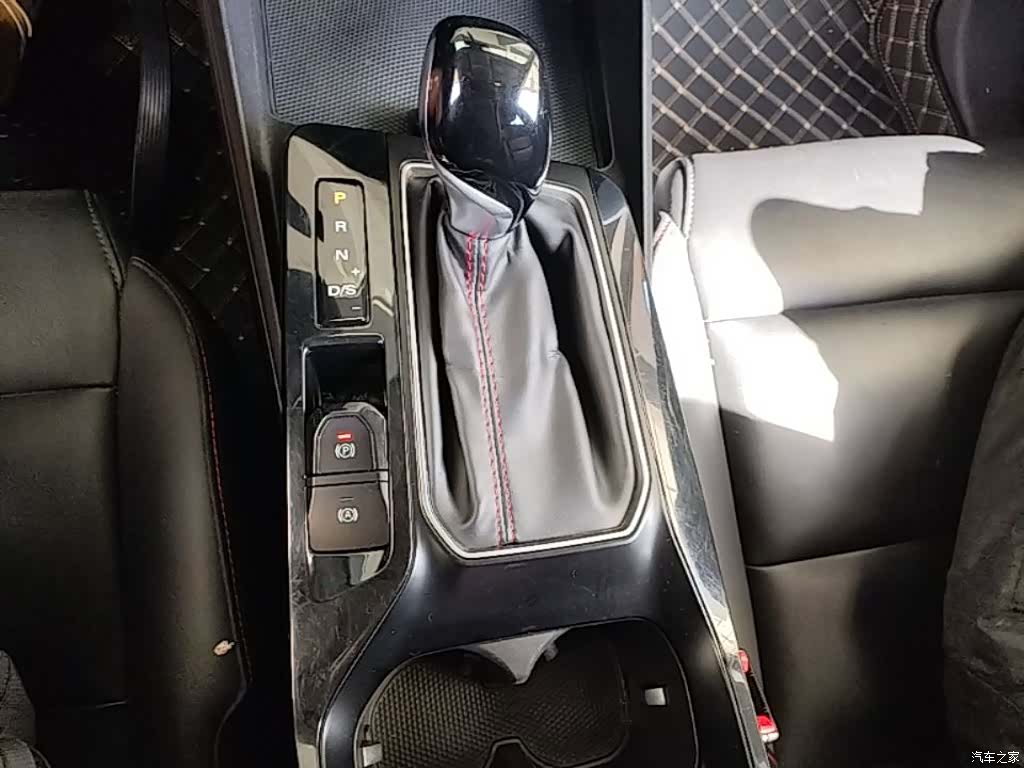 MG MG5, 2021 12