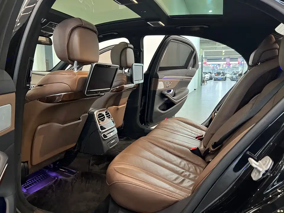 Mercedes-Benz S-class Mercedes-Benz S-class