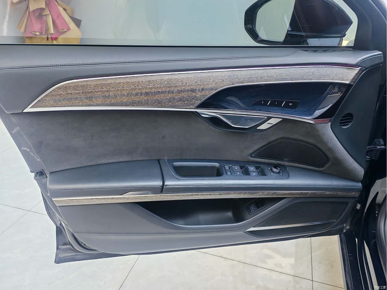 Audi A8L, 2019 все фото