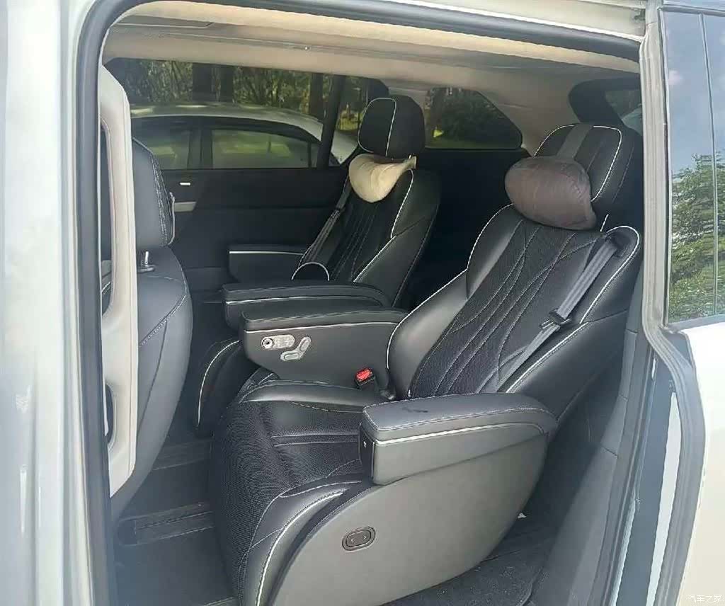 Xpeng X9, 2024 7