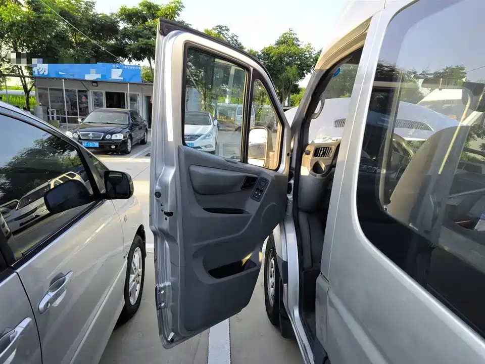 Foton Tuano Foton Tuano
