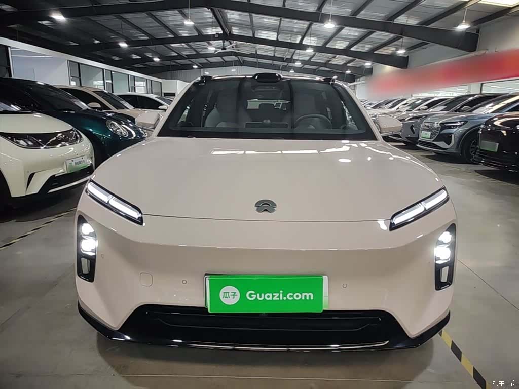 NIO ET5, 2025 3