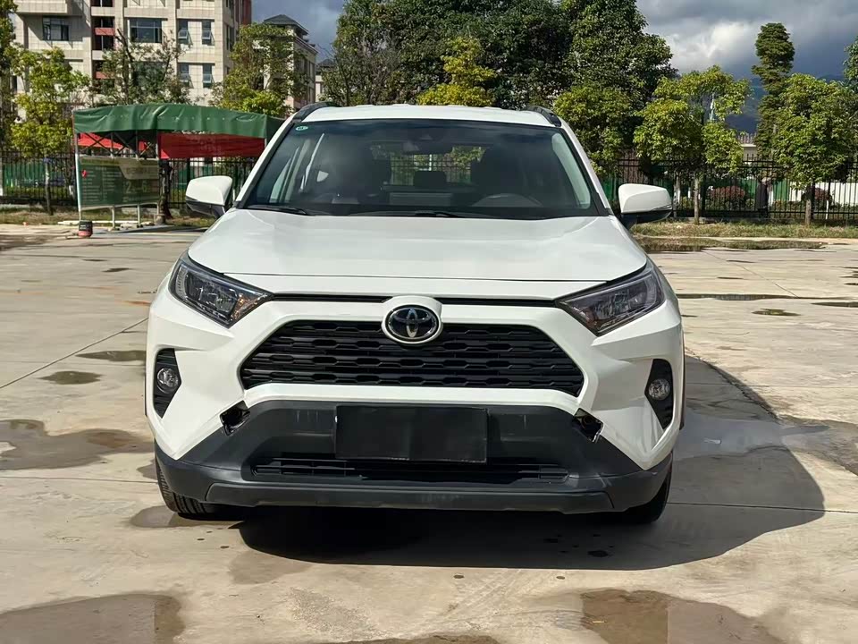 Toyota RAV4 Rongfang