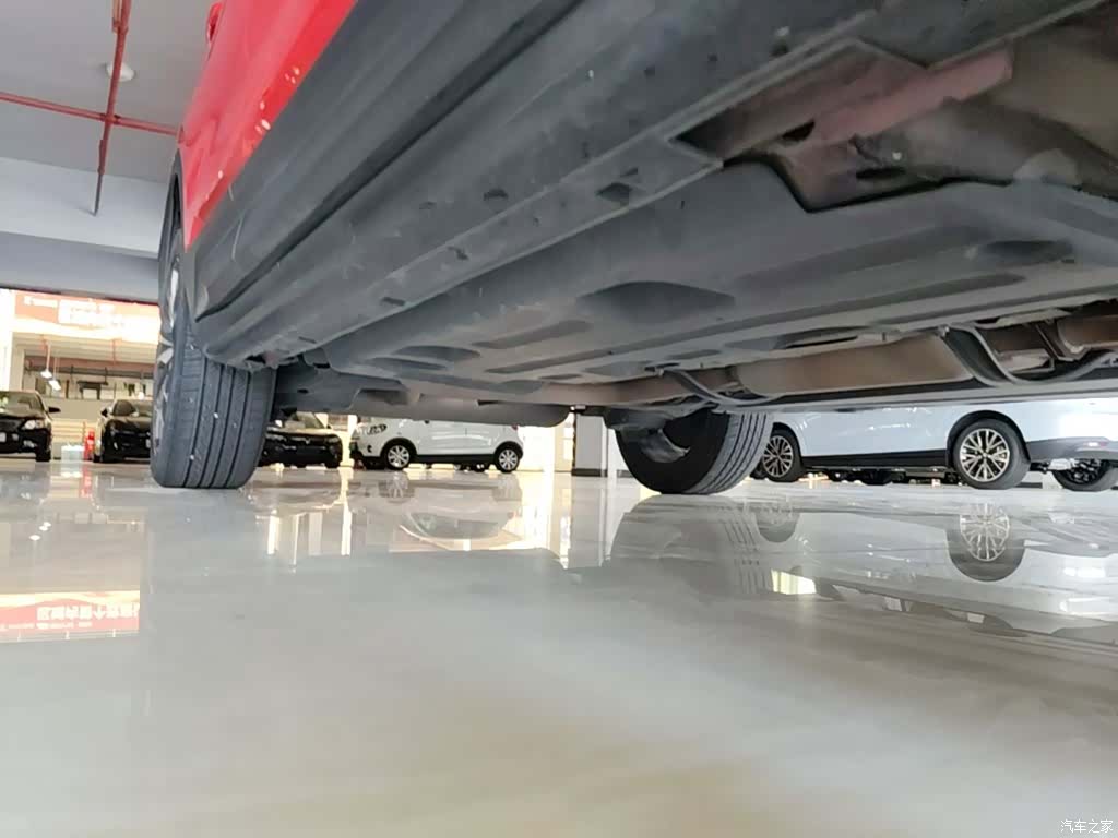 Geely Coolray, 2021 21
