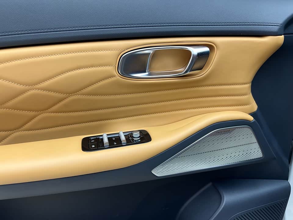 Geely Galaxy Galaxy Starship 7