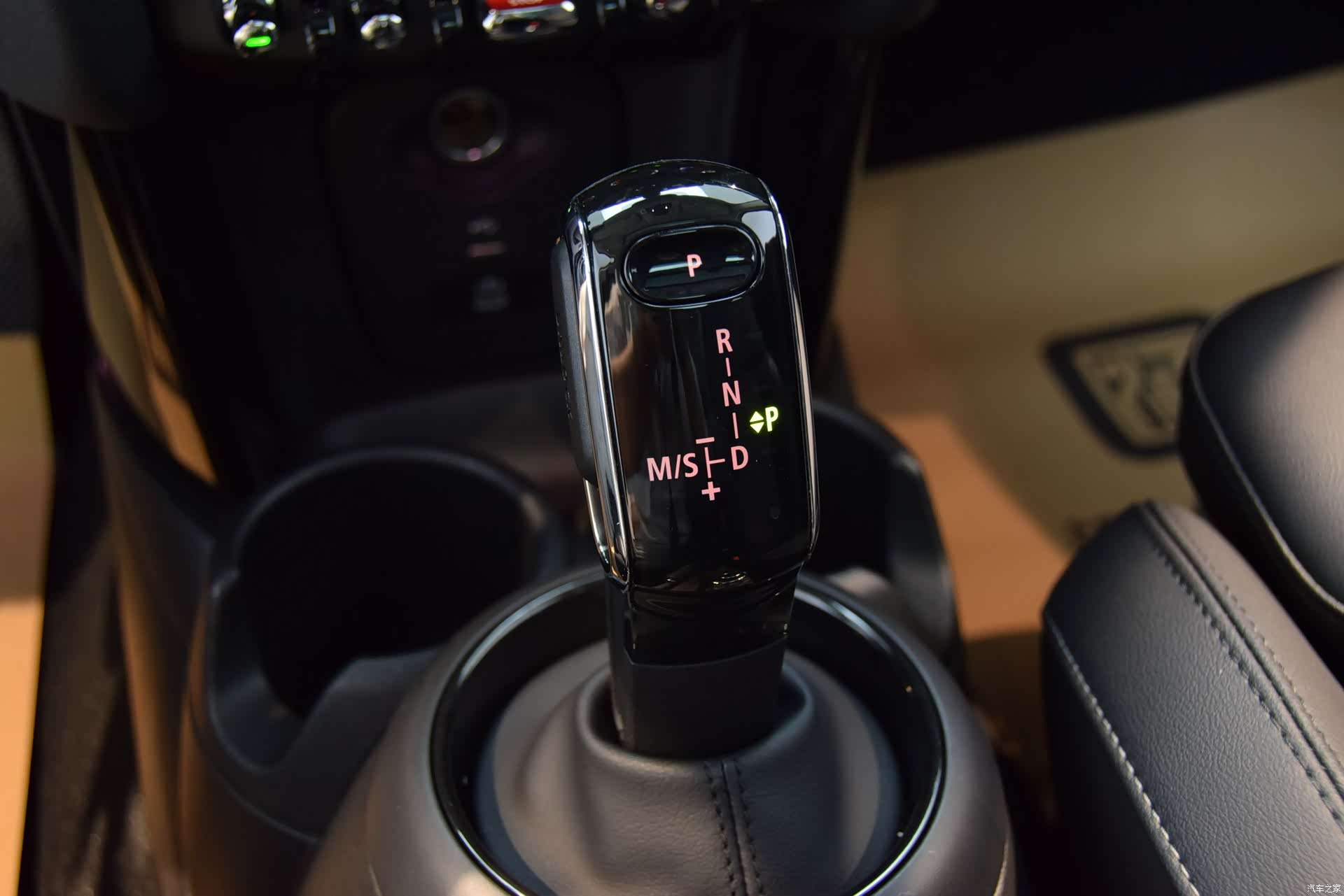 Mini Cooper, 2023 19