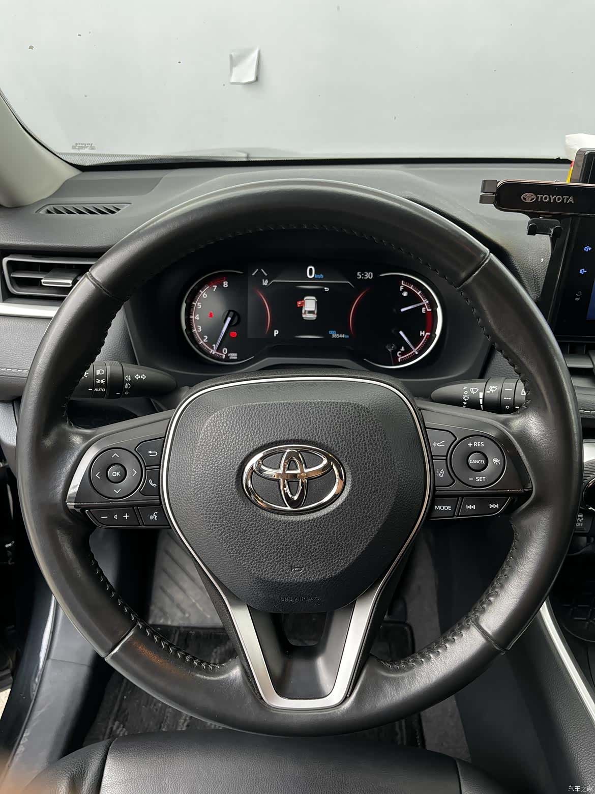 Toyota RAV4, 2022 17