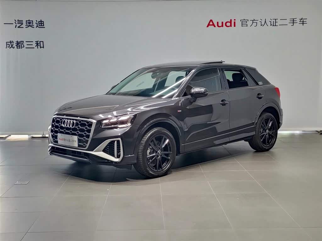 Audi Q2L