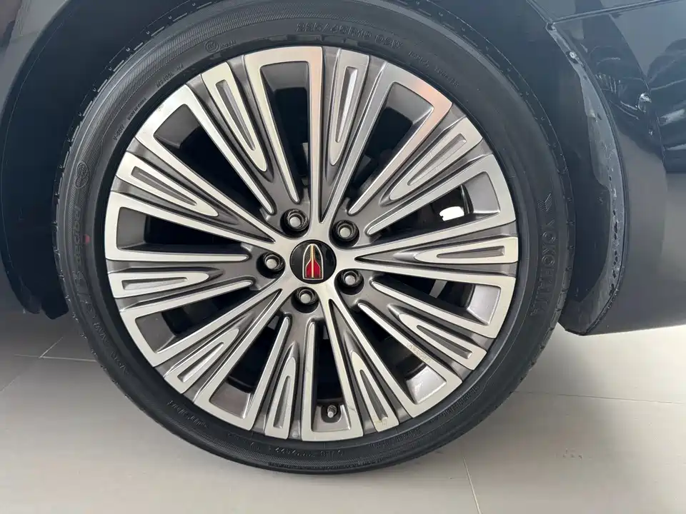 Hongqi H5