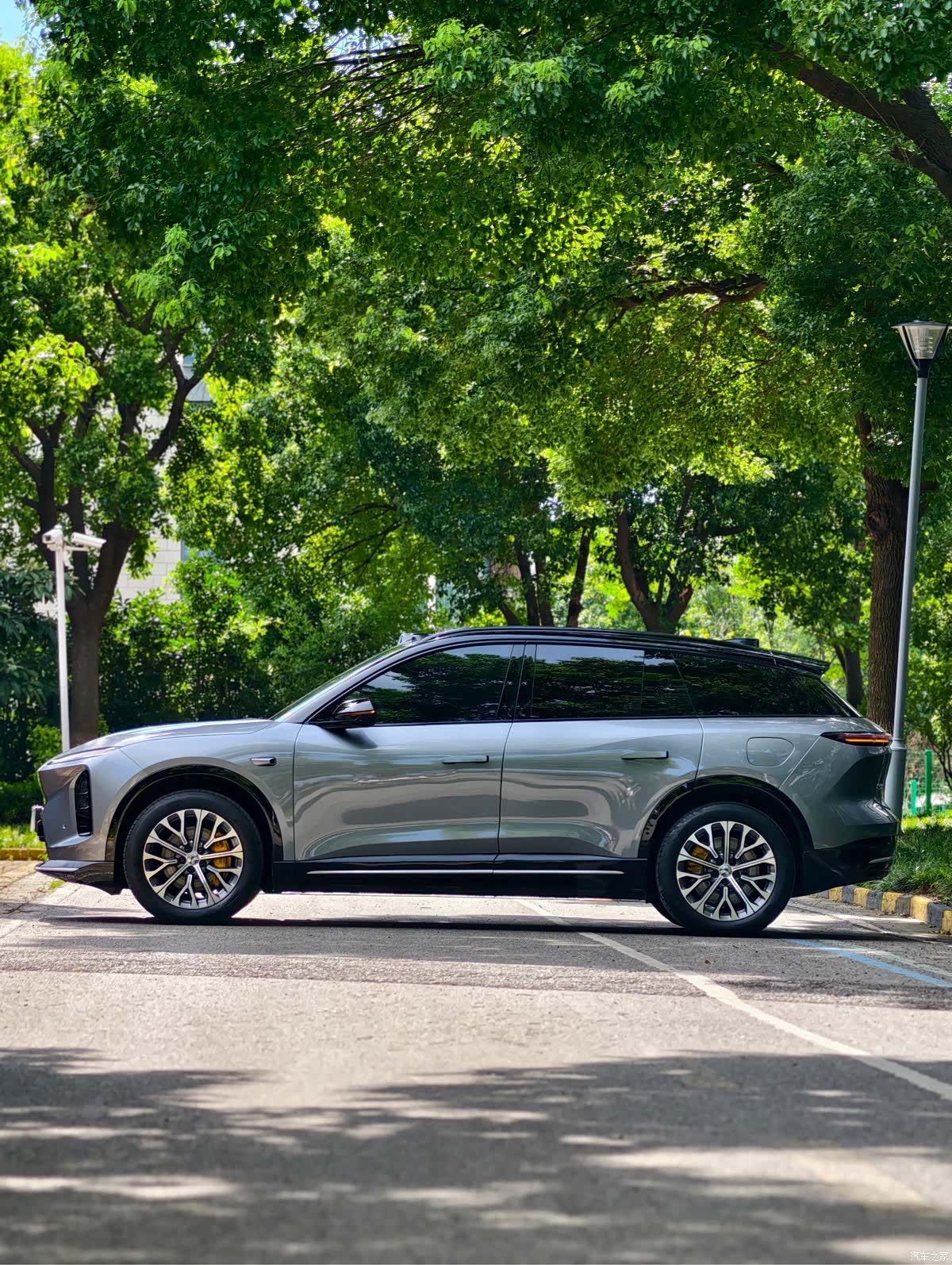 NIO ES6, 2025 4