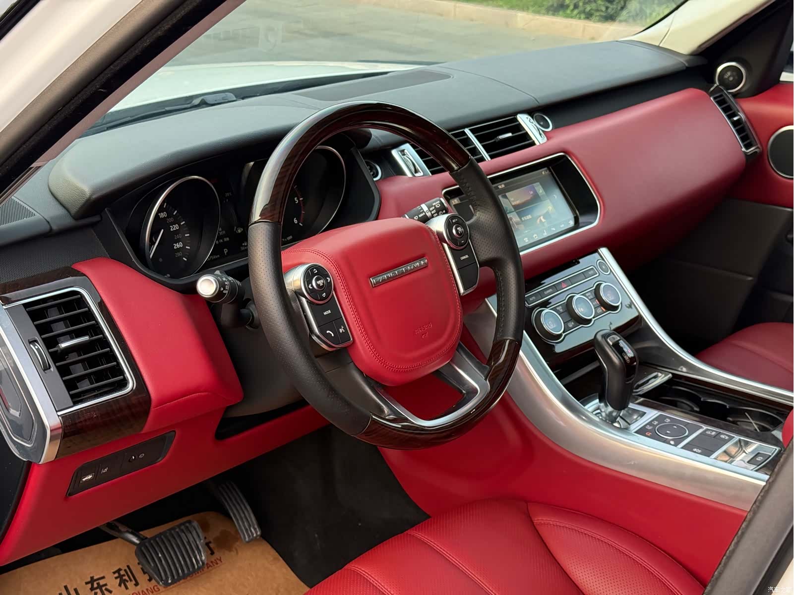 Land Rover Range Rover, 2018 все фото