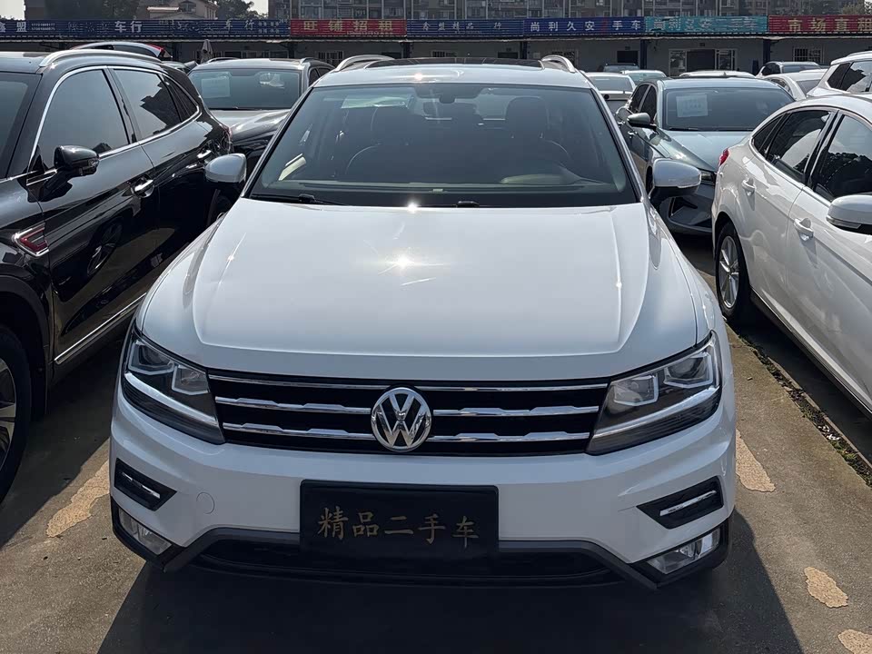 Volkswagen Tiguan L
