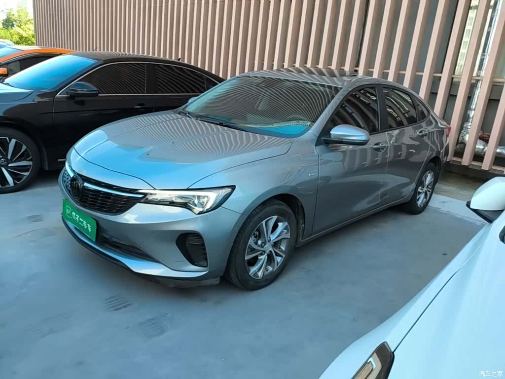 Buick Verano, 2023 1