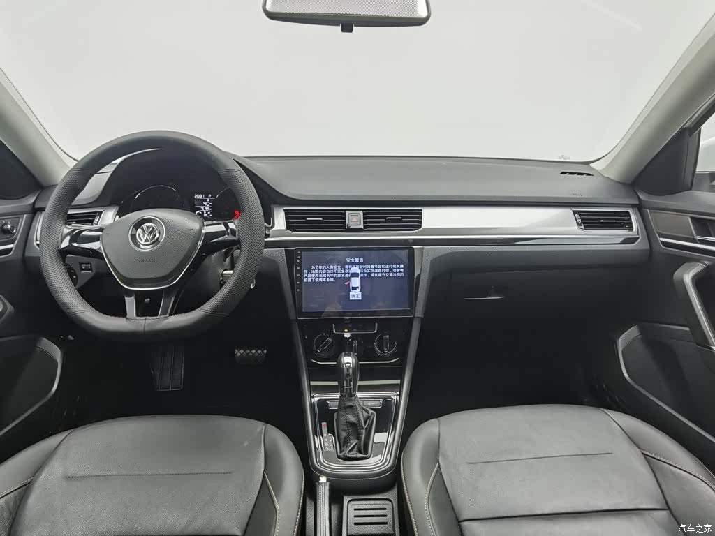 Volkswagen Bora, 2017 все фото