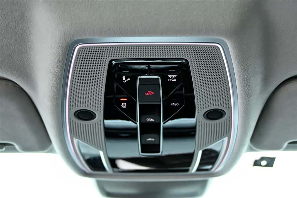 Audi A8L, 2020 33