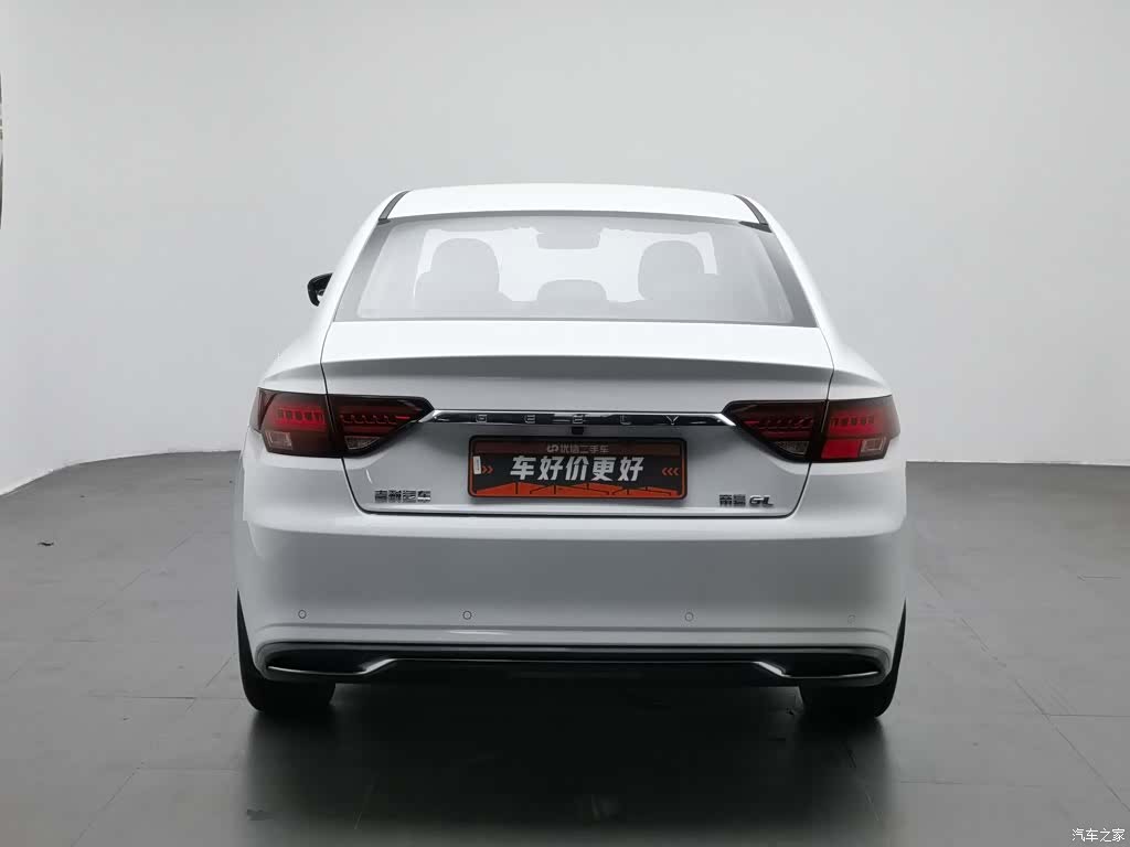 Geely Emgrand, 2021 4
