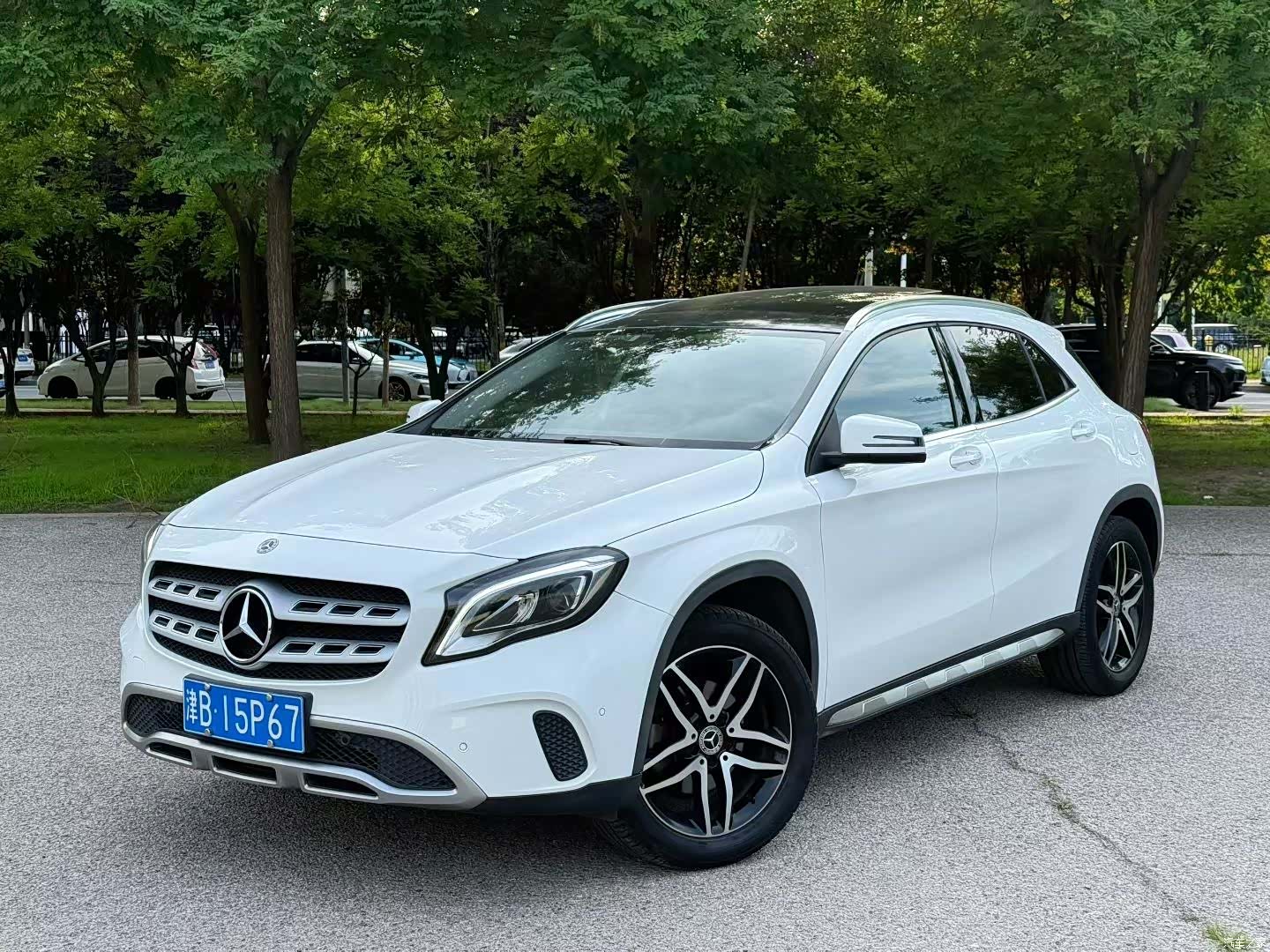 Mercedes-Benz GLA